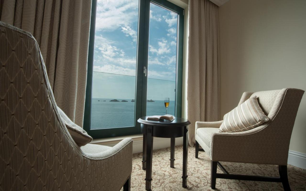 Royal Princess Hotel Dubrovnik Exterior foto A room at the hotel