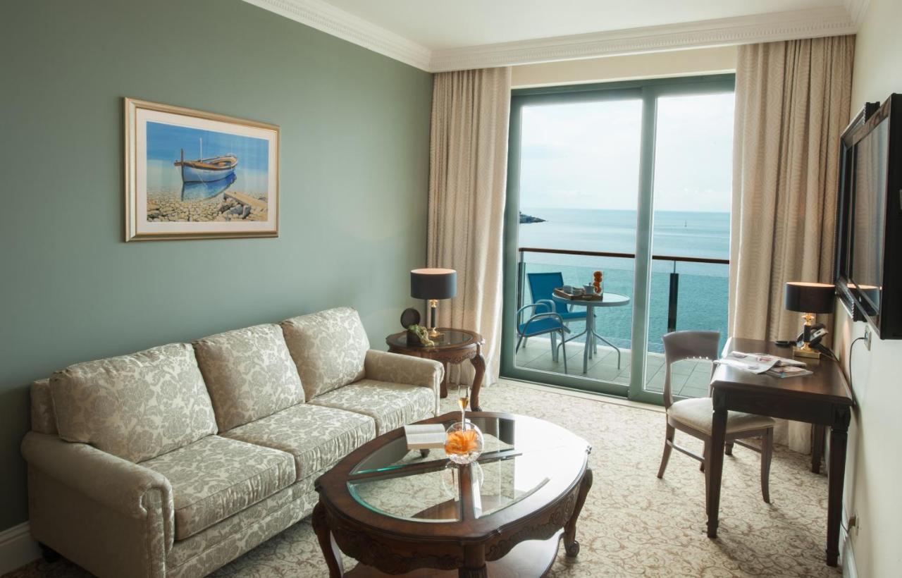Royal Princess Hotel Dubrovnik Exterior foto A suite at the Hilton Athens
